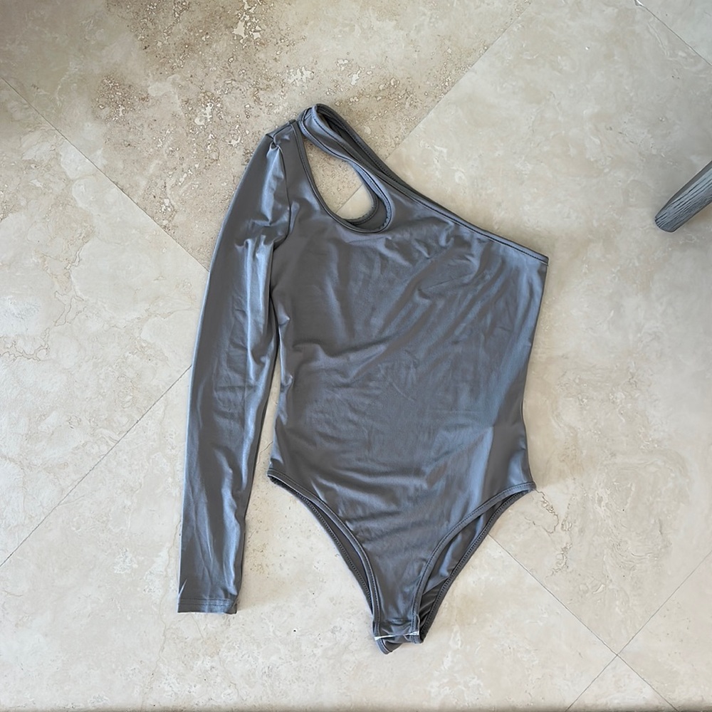 shein asymmetrical one shoulder bodysuit silver gray